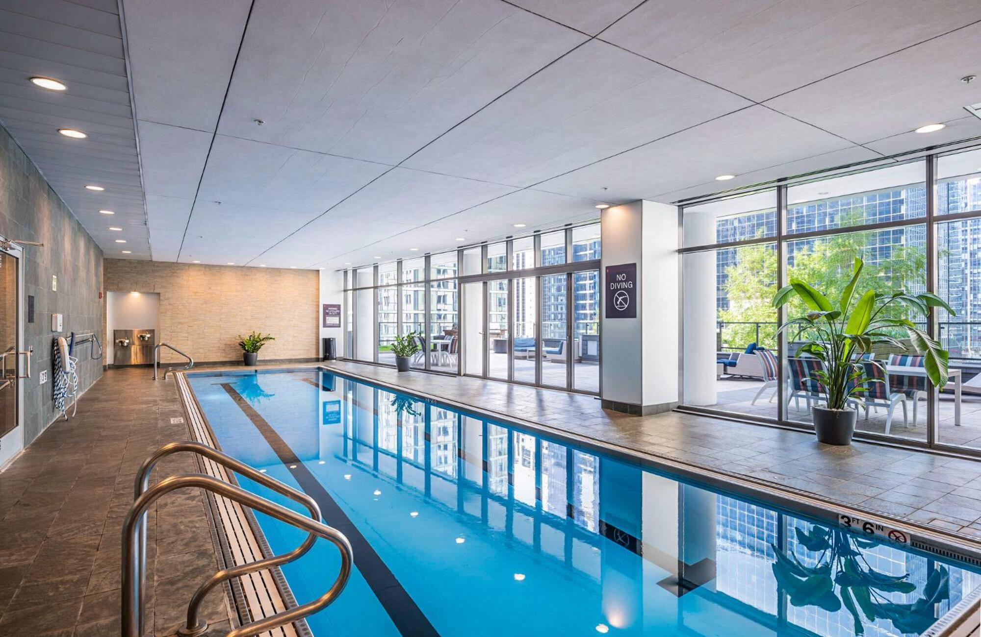 Nvcll Chicago Hotel Kültér fotó